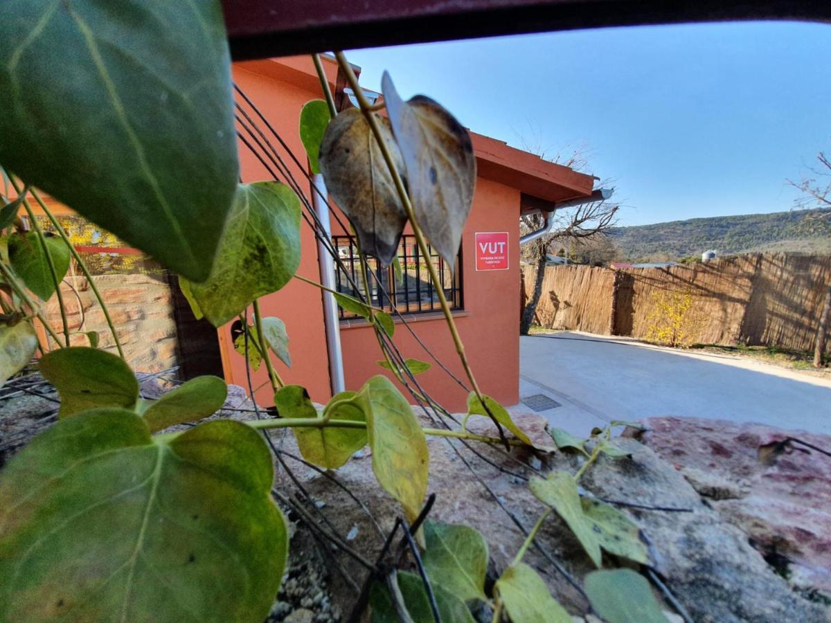 Casa Rural Manitoba Luxe Buenache de la Sierra Luaran gambar